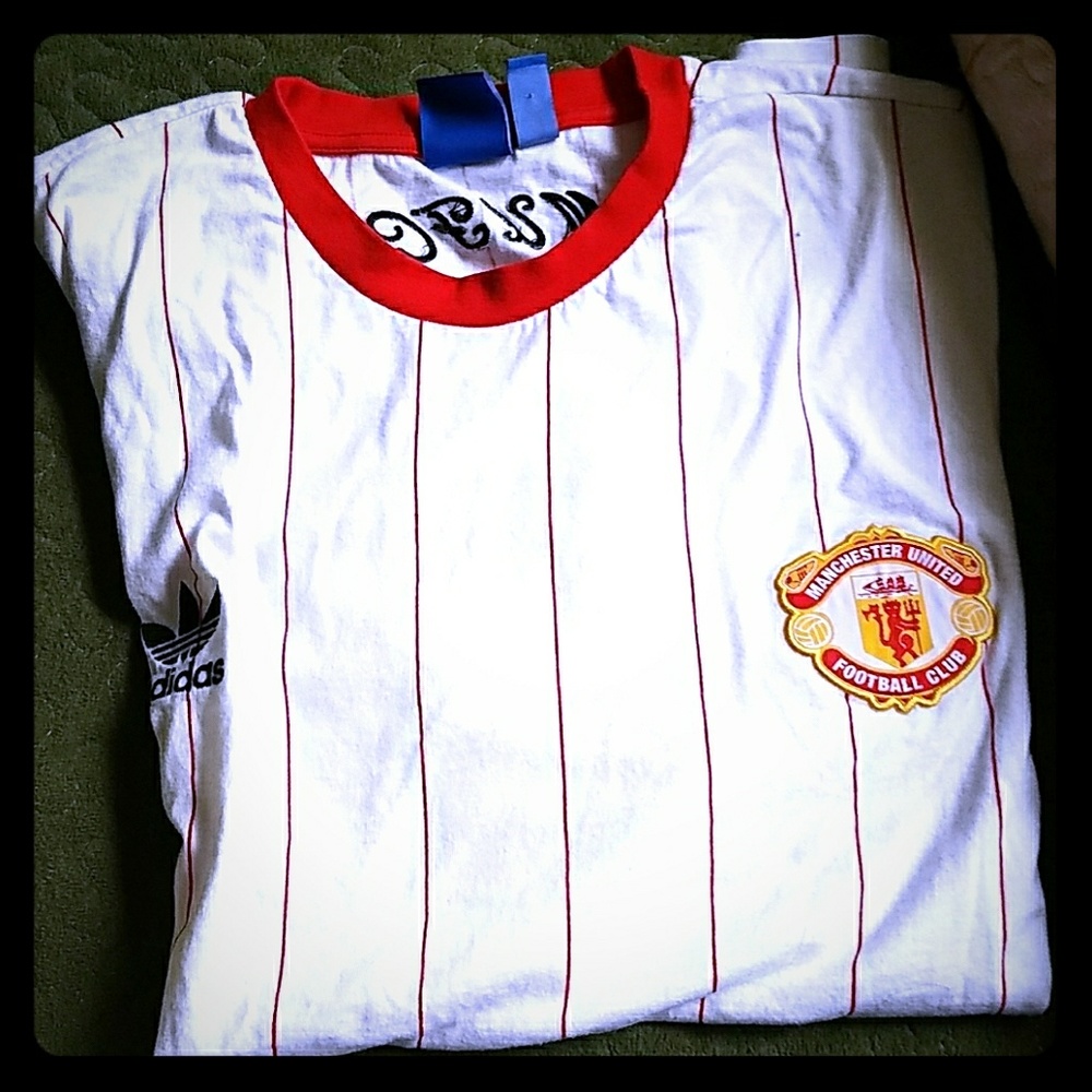 Vintage adidas Manchester United jersey
